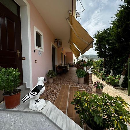 Villa Shpetim Zogaj. Ksamil Esterno foto