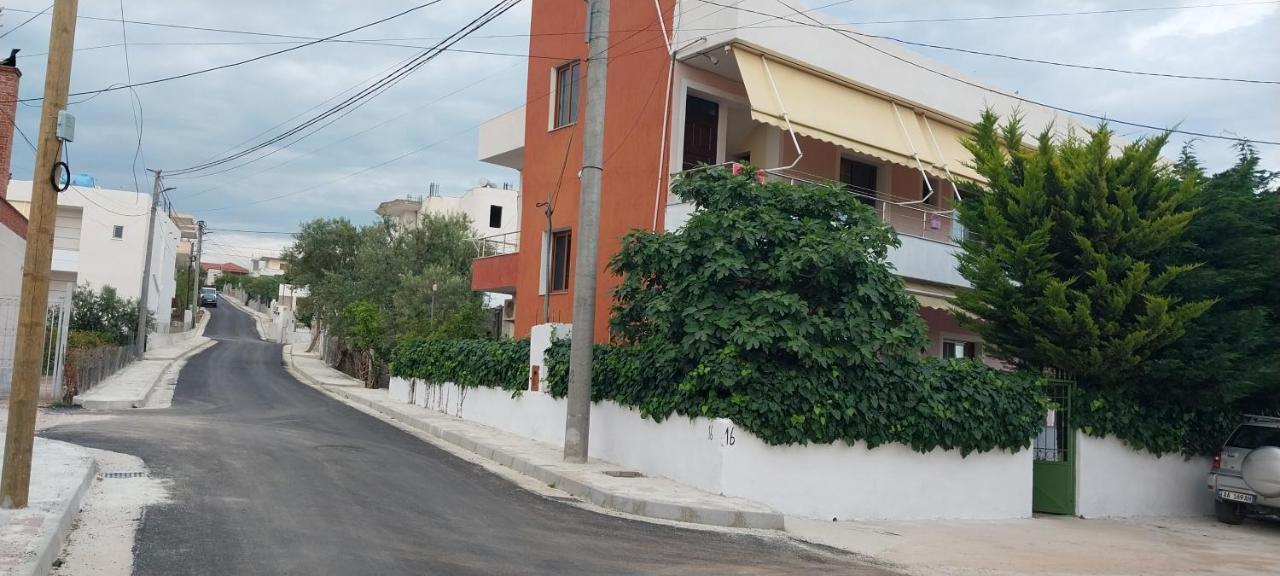 Villa Shpetim Zogaj. Ksamil Esterno foto